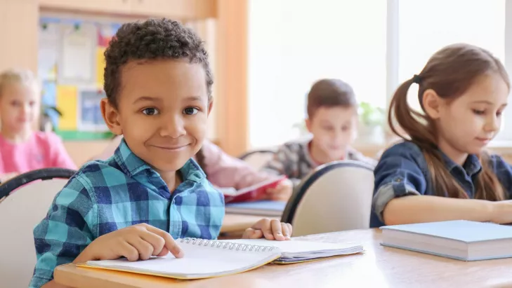 szkoła,dzieci,uczniowie,temperatura,wakacje