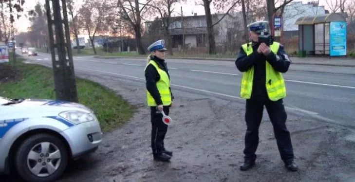 polska,odcinkowy pomiar prędkości,policja,droga,przepisy,prawo jazdy