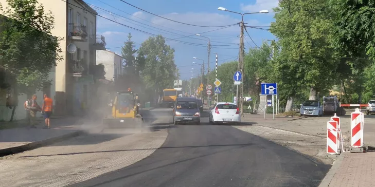 remont karczew,remont ulic otwock,remont mickiewicza karczew,towemo otwock,remont droga otwock karczew,karczew,linia L51 karczew