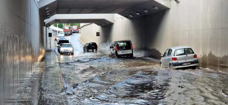 nawałnica otwock,zalane ulice otwock,utrudnienia otwock,wenecja mazowsza otwock,burza otwock