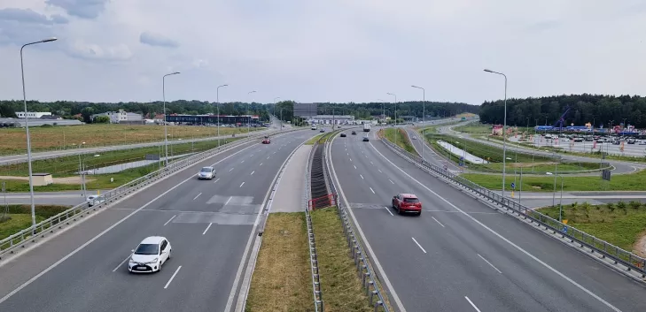 nowy market otwock,nowy market wiązowna,jarton wiązowna,market wiązowna,sklep wiązowna,centrum handlowe wiązowna,góraszka