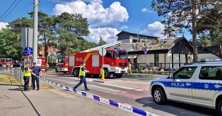pożar szkoły józefów,pożar józefów,pożar szkoły podstawowej,szkoła podstawowa michalin,szkoła podstawowa nr 2 józefów
