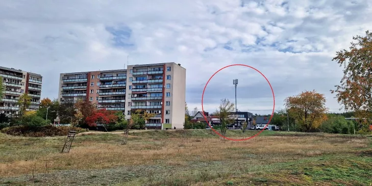 maszt bts karczew,maszt telefonii,maszt osiedle ługi,osiedle ługi karczew,bezprzewodowa komunikacja,telefon komórkowy
