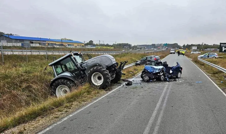 wypadek s17,wypadek celestynów,utrudnienia ekspresówka,wypadek droga serwisowa,trasa s17