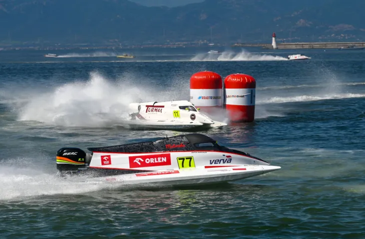 F1H2O,Motorowodna Formuła 1,Bartek Marszałek,Grand Prix Kirgistanu,jezioro Issyk-Kul,ORLEN Team,Motowizja