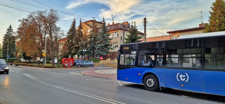 rozkład jazdy L51,zamkniecie ronda karczew,rondo karczew,utrudnienia karczew,linia N72 karczew