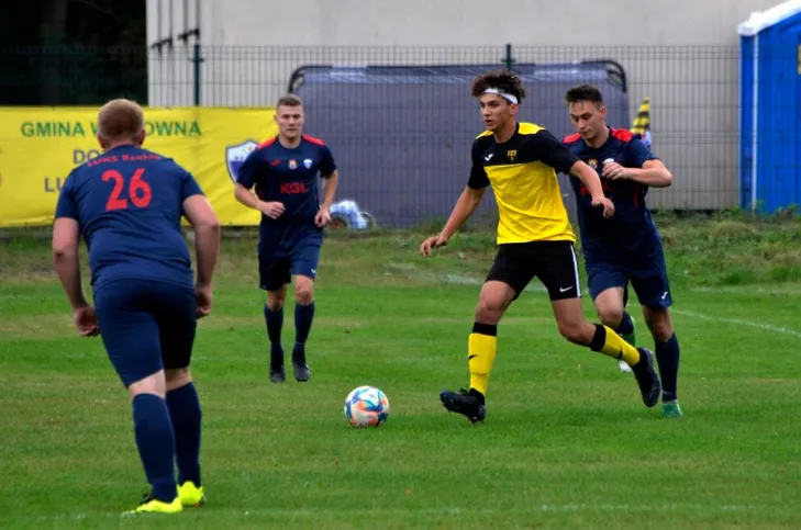 HaloOtwock.pl,OKS Otwock,Wisła Dziecinów,piłka nożna,sport