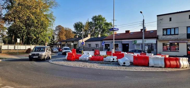 utrudnienia karczew,karczew,kościół karczew,rondo karczew,utrudnienia centrum karczew